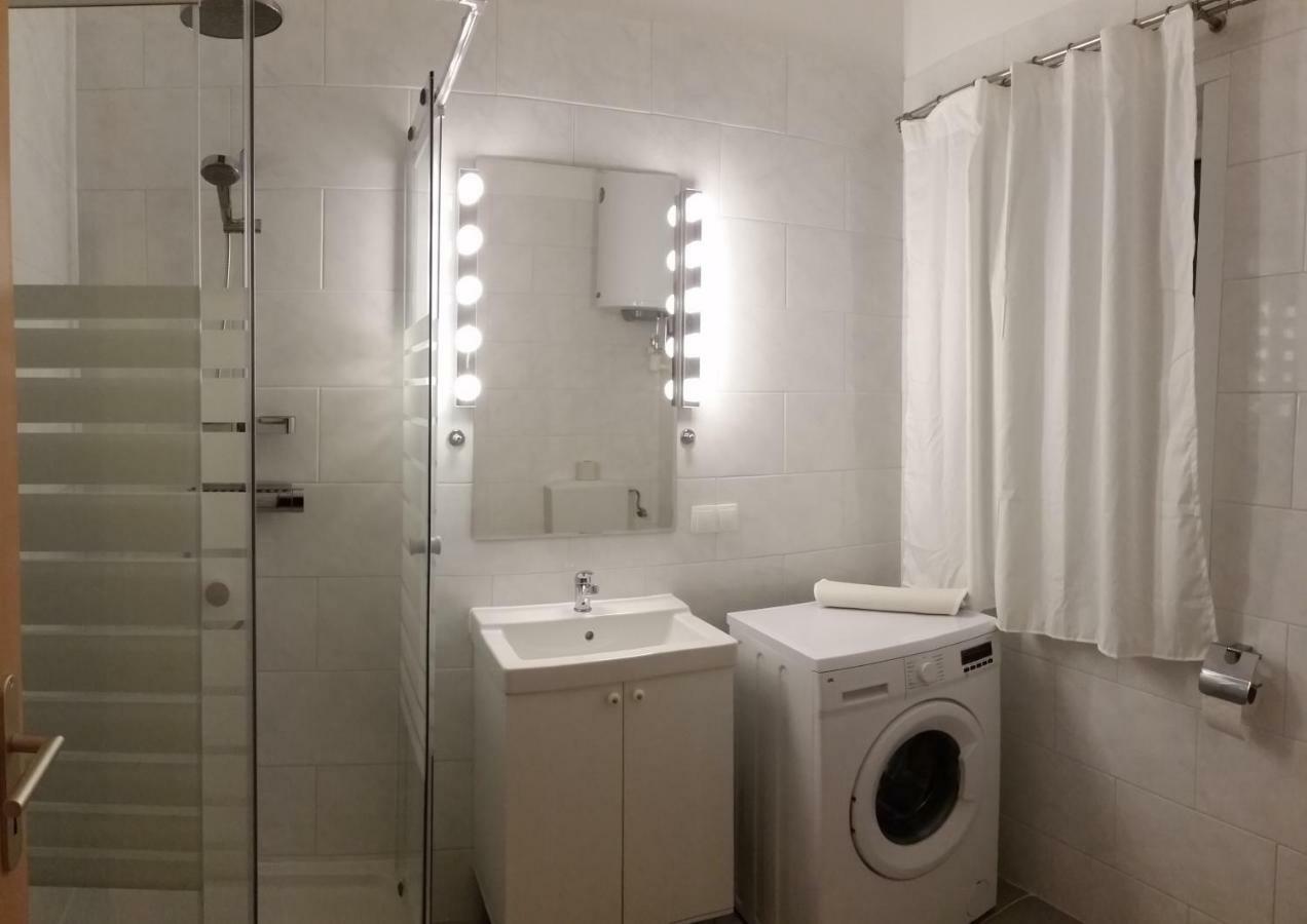 Apartment Nahe Rosenhuegel Vienna Luaran gambar